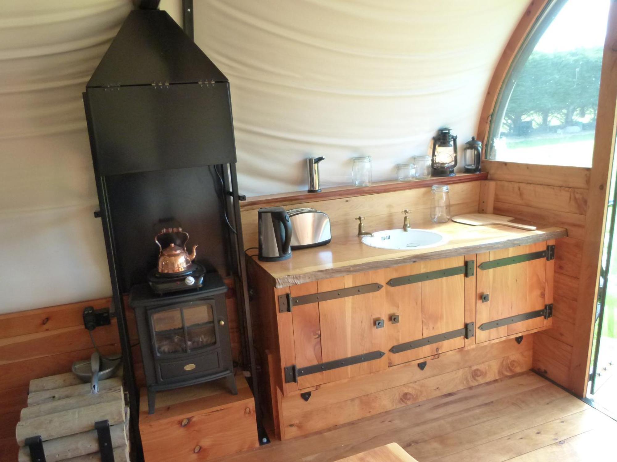 Wacky Stays - Unique Farm-Stay Glamping Rentals, Free Animal Feeding Tours Kaikoura Exterior foto